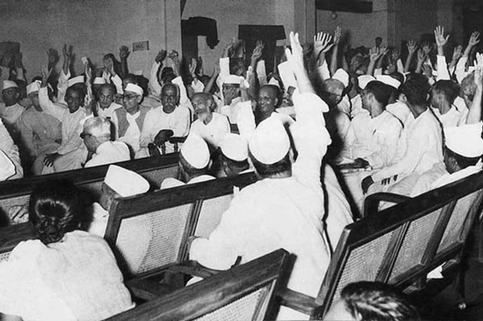 The AICC voting for the Partition of India, Image Source: Homai Vyarawalla Archives, Alkazi Collection of Photography The AICC voting for the Partition of India, Image Source: Homai Vyarawalla Archives, Alkazi Collection of Photography