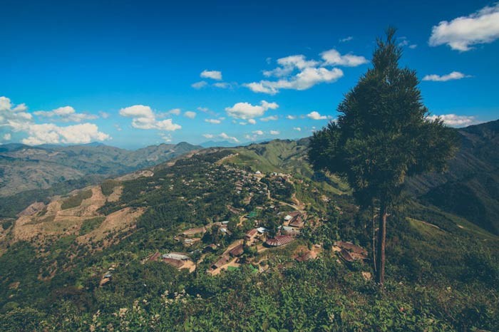 Longwa village, as seen from a vantage point. To the left is India, to the right is Myanmar Image source: www.travelwithneelima.com Longwa village, as seen from a vantage point. To the left is India, to the right is Myanmar Image source: www.travelwithneelima.com